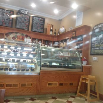 Caffé Mezzaluna - Breakfast & Brunch Near Me - Half Moon Bay, California