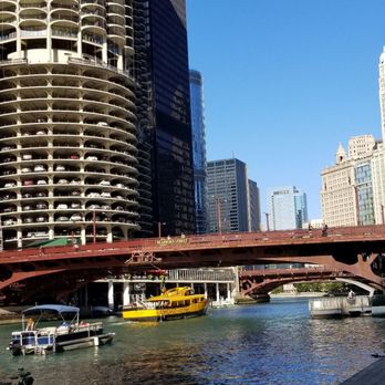 Chicago River - Boating Near Me - Chicago, Illinois