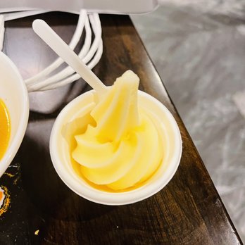 Chengdu Memory - delicious banana ice cream - Hot Pot Near Me - Seattle, Washington