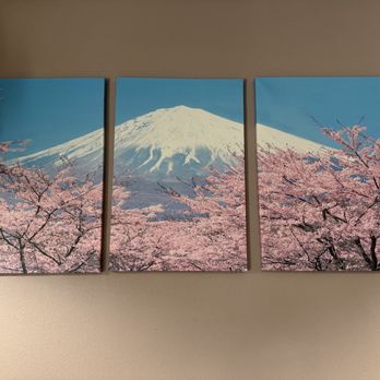 Bento Sushi - Indoor decor. - Sushi Bars Near Me - Albuquerque, New Mexico