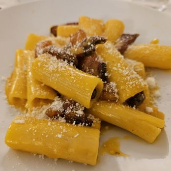 Poldo e Gianna Osteria - Pasta Carbonara - Italian Near Me - Rome, RM Poldo e Gianna Osteria - Pasta Carbonara - Italian Near Me - Rome, RM