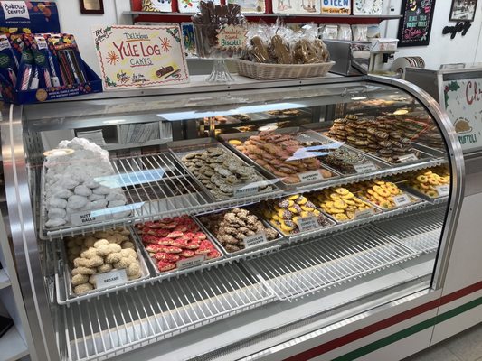 Moio's Italian Pastry Shop by null