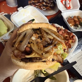 Hamburguesas Uruapan - BGO (Cebolla Asada con Tocino) / BGO (Bacon, Grilled Onion) - Burgers Near Me - Anaheim, California Hamburguesas Uruapan - BGO (Cebolla Asada con Tocino) / BGO (Bacon, Grilled Onion) - Burgers Near Me - Anaheim, California