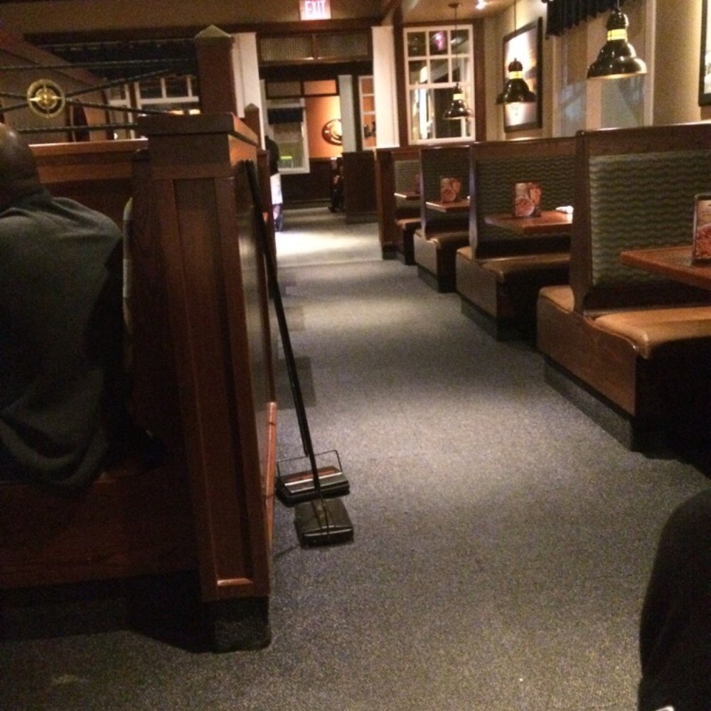Red Lobster - Inside by the entrance. - Seafood Near Me - Miami, Florida Red Lobster - Inside by the entrance. - Seafood Near Me - Miami, Florida