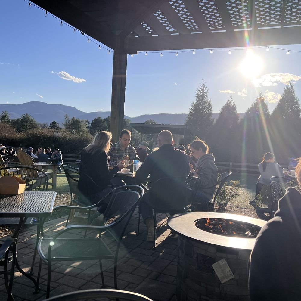 Blue Mountain Brewery - The porch as we arrived at six, seated on the dog friendly porch - Brewpubs Near Me - Afton, Virginia Blue Mountain Brewery - The porch as we arrived at six, seated on the dog friendly porch - Brewpubs Near Me - Afton, Virginia