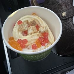 Sweet Frog - Tart with popping boba & Cheesecake pieces I wanted fresh fruit but there wasn't any as an option.