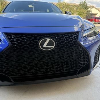 Superstition Springs Lexus - This grill is hard to keep clean, but it looks new after they detailed it !!! - Auto Repair Near Me - Mesa, Arizona