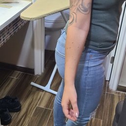 "Half sleeve" "Half sleeve"
