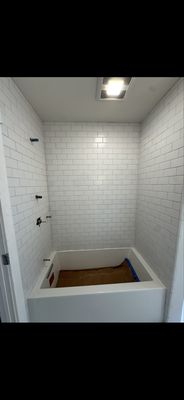 Tile - This shower was in a bad condition Tile - This shower was in a bad condition