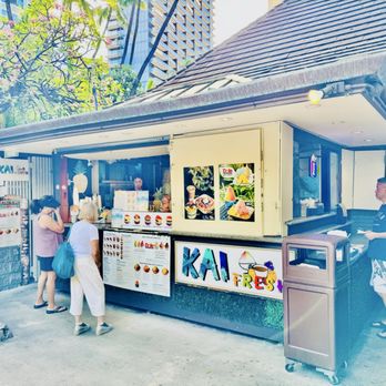 Kai Fresh - Kai Fresh (located outside Princess Kaiulani Hotel) - Coffee & Tea Near Me - Honolulu, Hawaii
