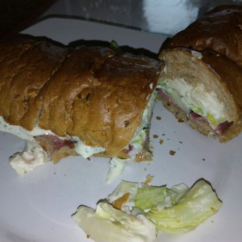 Arnoldi's - Feta-Salami Vollkorn Croque - Sandwiches Near Me - Pinneberg, SH