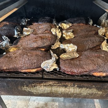 Terry Black's Barbecue - Brisket - Barbeque Near Me - Lockhart, Texas