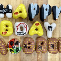 Dandy Donuts - "Harry Potter" theme Birthday Donut