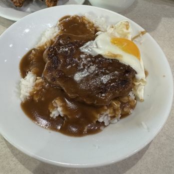 Zippy's Kahului - Mini Loco Moco - Fast Food Near Me - Kahului, Hawaii Zippy's Kahului - Mini Loco Moco - Fast Food Near Me - Kahului, Hawaii