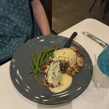 Red Door Grille - Grilled Chicken in Seafood Sauce - American Near Me - Tulsa, Oklahoma Red Door Grille - Grilled Chicken in Seafood Sauce - American Near Me - Tulsa, Oklahoma