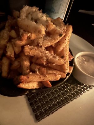 Gerard Lounge by null