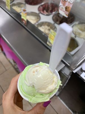 Paleteria La Michoacana by null