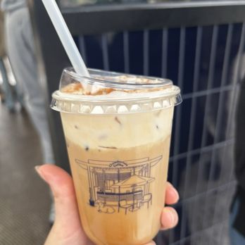 Chamberlain Coffee - Cookie butter latte - Coffee & Tea Near Me - Los Angeles, California