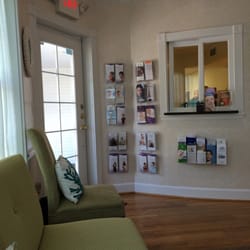 Transformations Medical Weight Loss - Waiting area and front door