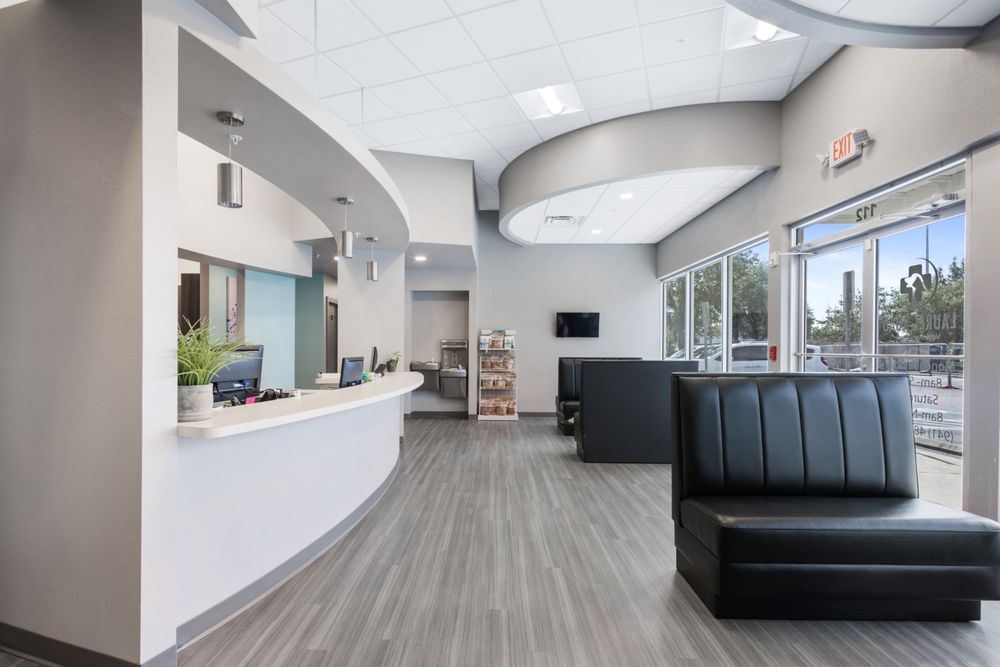 LAUREL ROAD VETERINARY CLINIC Updated October 2024 14 Photos & 16 Reviews 3479 Precision