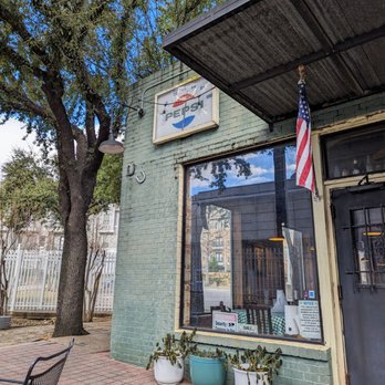 Sammy's Bar-B-Q - ows the outside of the building - Barbeque Near Me - Dallas, Texas Sammy's Bar-B-Q - ows the outside of the building - Barbeque Near Me - Dallas, Texas
