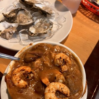 Beamie's at the River - Near: Shrimp gumbo 8/10 Far:     Raw Oysters   10/10 - American Near Me - Augusta, Georgia