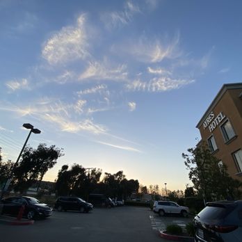 Ayres Hotel Seal Beach - Hotels Near Me - Seal Beach, California