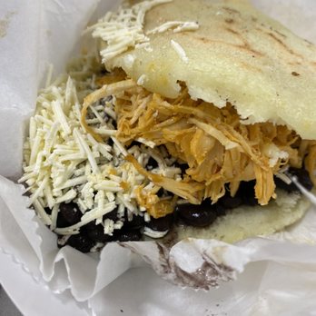 Arepera La Nueva - Arepa Pollo Asada!! Amazing!! - Latin American Near Me - Orlando, Florida
