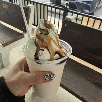 The Ice Box - Peanut butter pretzel - Ice Cream & Frozen Yogurt Near Me - Saxton, Pennsylvania The Ice Box - Peanut butter pretzel - Ice Cream & Frozen Yogurt Near Me - Saxton, Pennsylvania