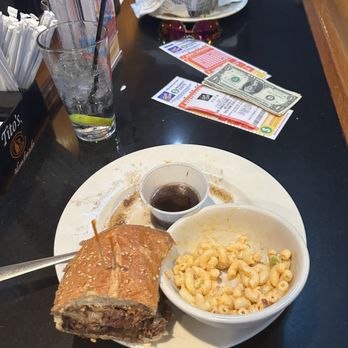Sidelines Cafe - Sports Bars Near Me - Lindenhurst, New York