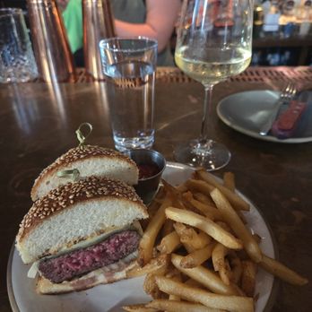 Lowland Tavern - Burger - New American Near Me - Charleston, South Carolina Lowland Tavern - Burger - New American Near Me - Charleston, South Carolina