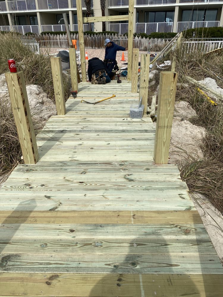 Slide of Mendez Men Construction