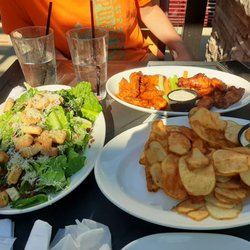 Boston Pizza - Yummmmm!