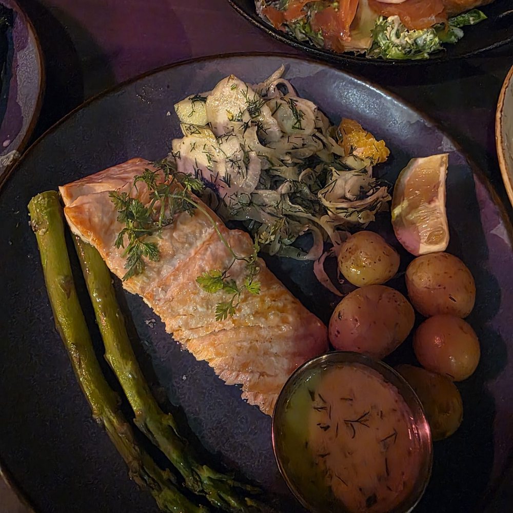Cafè Cathedral - Salmon - Modern European Near Me - Oslo, 03