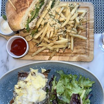 Fig & Olive - Grilled Chicken Sandwich Cacio e Pepe Soft Scrambled Eggs - French Near Me - Houston, Texas Fig & Olive - Grilled Chicken Sandwich Cacio e Pepe Soft Scrambled Eggs - French Near Me - Houston, Texas