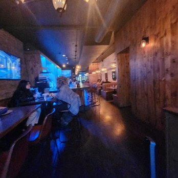 Chalet - Interior - New American Near Me - Chicago, Illinois