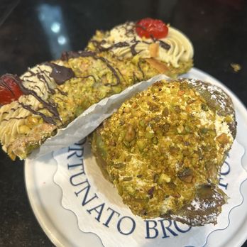 Fortunato Brothers - Pistachio Eclair - Desserts Near Me - Brooklyn, New York Fortunato Brothers - Pistachio Eclair - Desserts Near Me - Brooklyn, New York