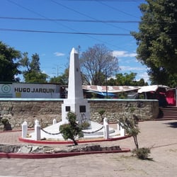 Parque del Amor - El obelisco