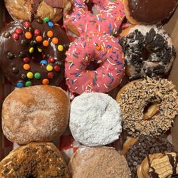 Daddy's Donuts and Bake Shop