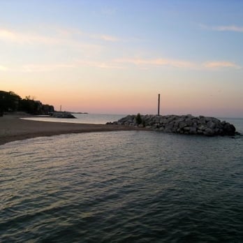 Leone Beach - Beaches Near Me - Chicago, Illinois