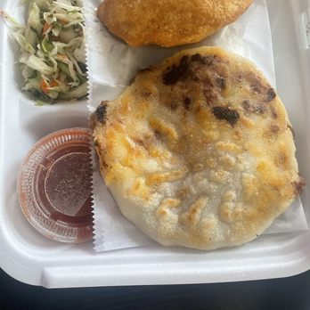 El Guanaco - Beef and cheese pupusa, beef empanadas - Mexican Near Me - Troy, Michigan El Guanaco - Beef and cheese pupusa, beef empanadas - Mexican Near Me - Troy, Michigan