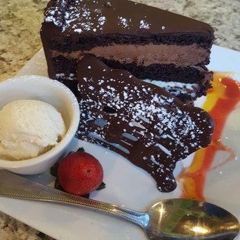 bellagreen - Domino Cake - New American Near Me - Houston, Texas