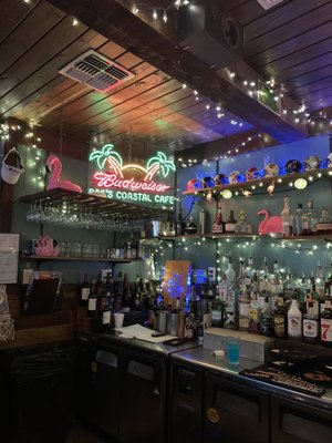 RAES COASTAL CAFE by null