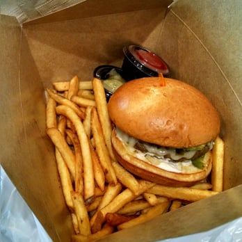 Chili's - Guacamole Burger - Seafood Near Me - Edmonton, Alberta