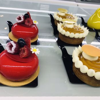 Bachour - Pastries - Bakeries Near Me - Coral Gables, Florida