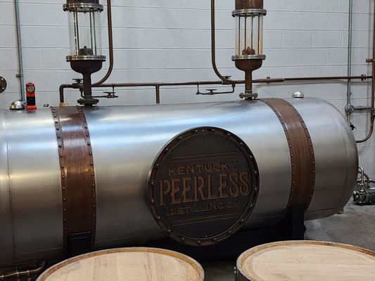 Kentucky Peerless Distilling Co by null