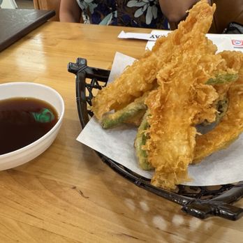 Sushi Broadway - Tempura appetizer - Sushi Bars Near Me - Alameda, California Sushi Broadway - Tempura appetizer - Sushi Bars Near Me - Alameda, California