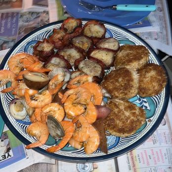 Surf's Up Seafood Market - Seafood Markets Near Me - Avon, North Carolina