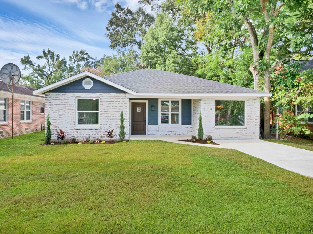 Slide of Gold Hammer Renovations