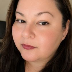 Julie-Front Desk